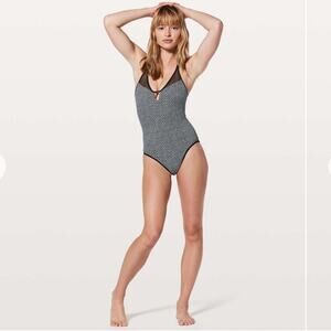 Lululemon Wave Wonderer One Piece Bathing Suit Monochromic Black Emboss NWT